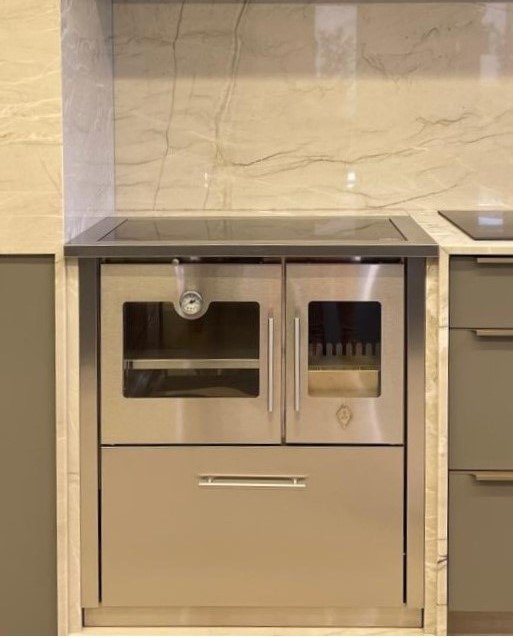 fogão a lenha TRENTO chapa vitrocerâmica acabamento inox